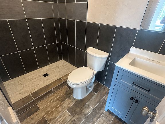 5th image of 413 S Asbury St #6