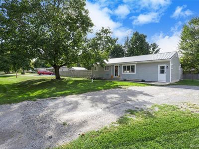 9115 Maplewood Dr, Clio, MI, 48420