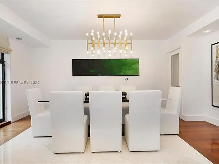 3425 Alhambra Cir — Photo 26