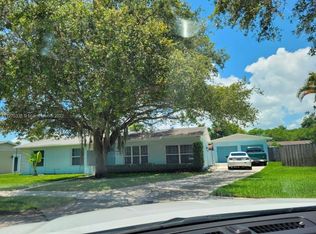18432 SW 92nd Ct, Cutler Bay, FL 33157