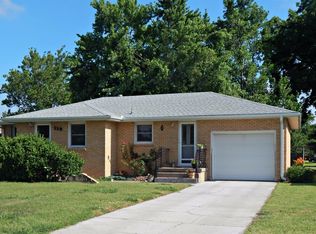 119 E 17th St, Larned, KS 67550