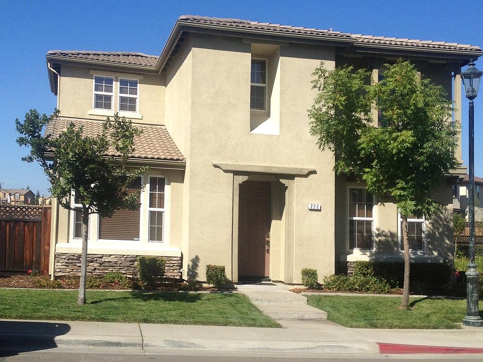 1st image of 222 Barnhill Dr
