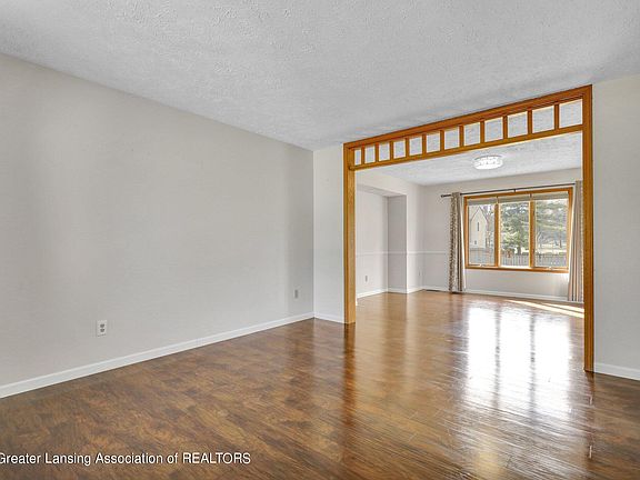 5th image of 2667 Moreno Dr