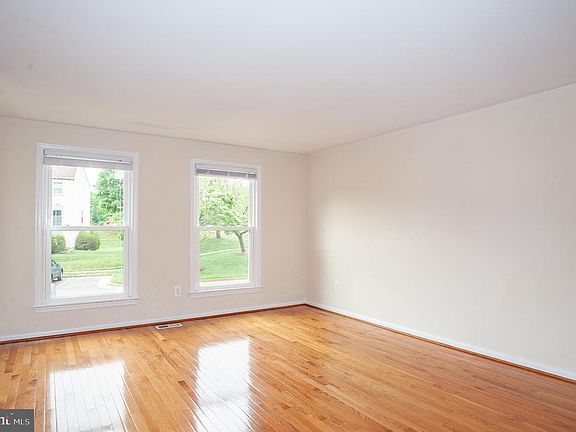 5th image of 6522 Birchleigh Way