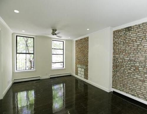 Building Photo 3
