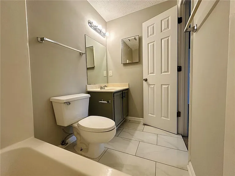 1016 Kennesborough Rd NW — Photo 27