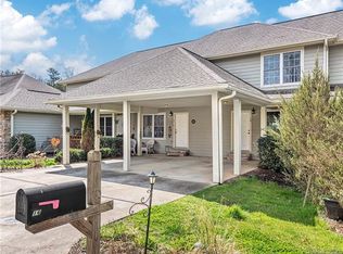 16 Aberdeen Dr #47, Arden, NC 28704