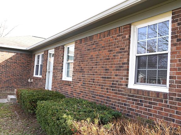 2nd image of 8021 Knollgate Ct