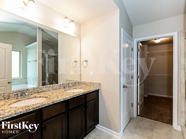 145 Janney Cir — Photo 10
