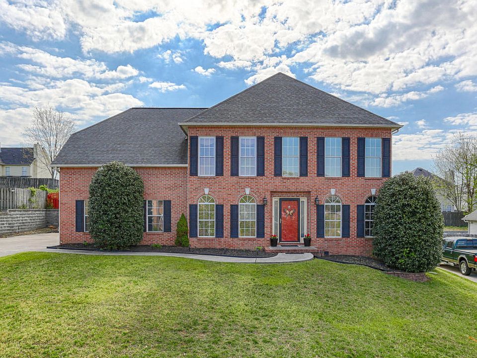 1st image of 2454 Maple Crest Ln