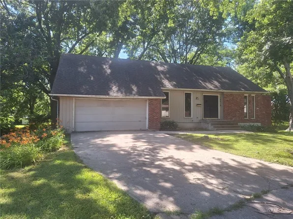 12519 E 41st Ter S, Independence, MO 64055