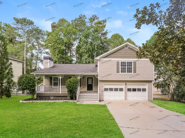 262 Timothy Ln NW, Lilburn, GA 30047