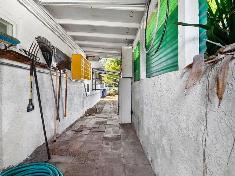 608 N Rios Ave — Photo 13