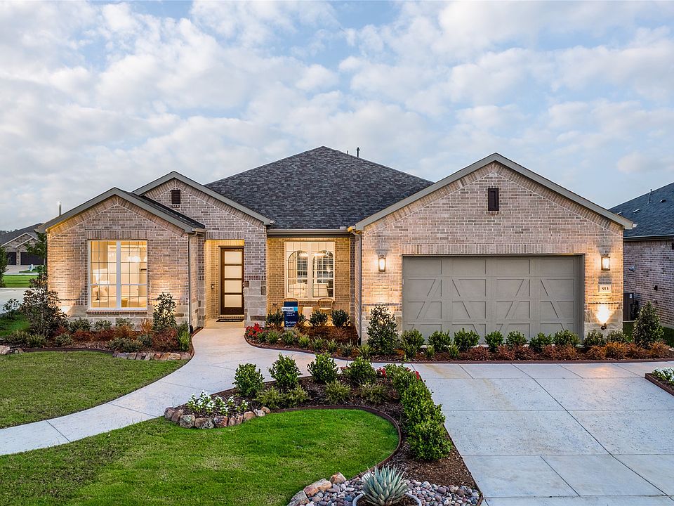 1st image of 913 Cormorant Dr