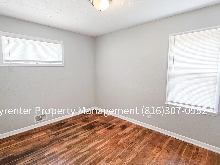 6626 College Ave — Photo 11