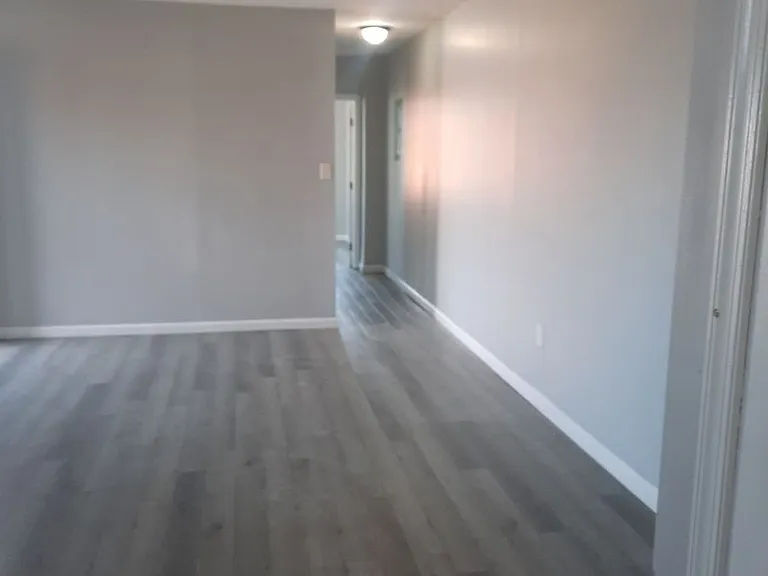 2740 C St — Photo 11
