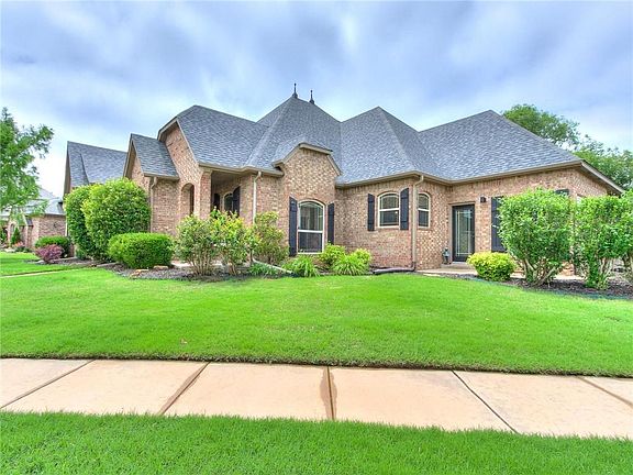 3rd image of 16925 Triana Dr