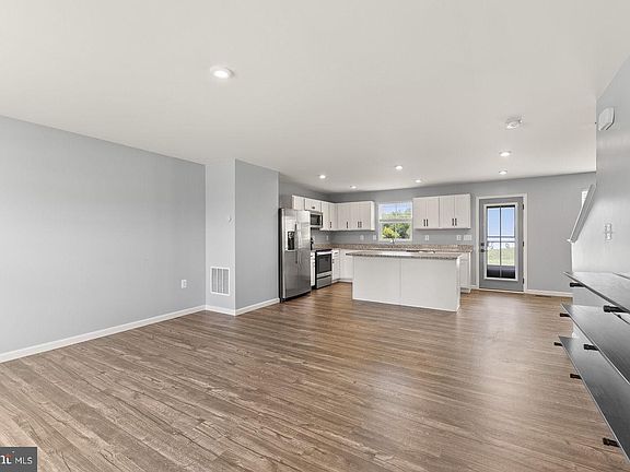 2nd image of 498 Switchgrass Ct