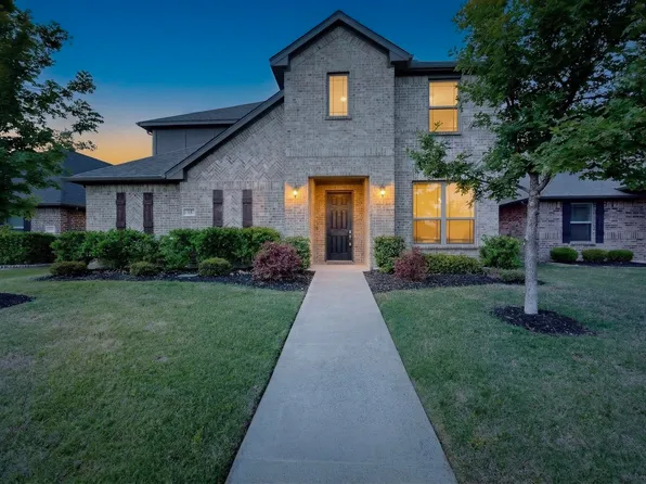 73 River Oaks Blvd, Waxahachie, TX 75165