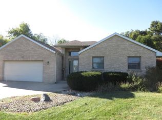 1230 Timber Ridge Rd, Princeton, IL 61356