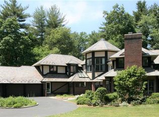 92 Thompson Rd, Avon, CT 06001