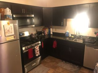 1160 E. Singer Cr., Milwaukee, WI 53212