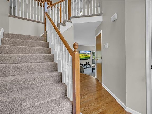 5th image of 6703 W 157th Ter