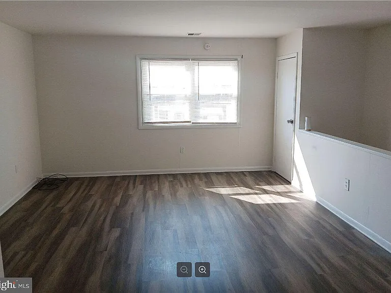 5304 Jackson St #2 — Photo 3