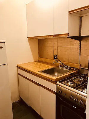 Rented by Real Broker NY LLC | media 24