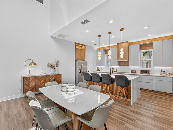 3rd image of 13660 CHAUVIN AVENUE