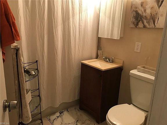 4th image of 5204 Julianna Dr