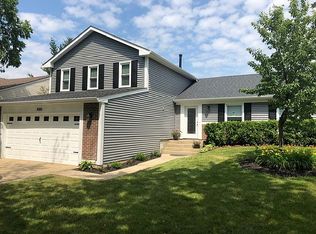 1088 Churchill Dr, Bolingbrook, IL 60440
