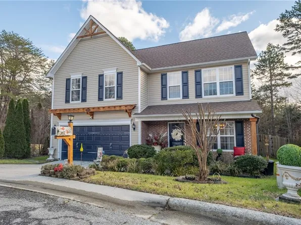 1400 Rosebay Ct, Jamestown, NC 27282