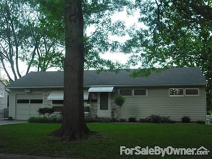 1st image of 465 Park Dr