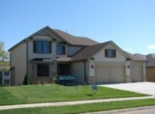 1122 Brynwood Ct, Lawrence, KS 66049