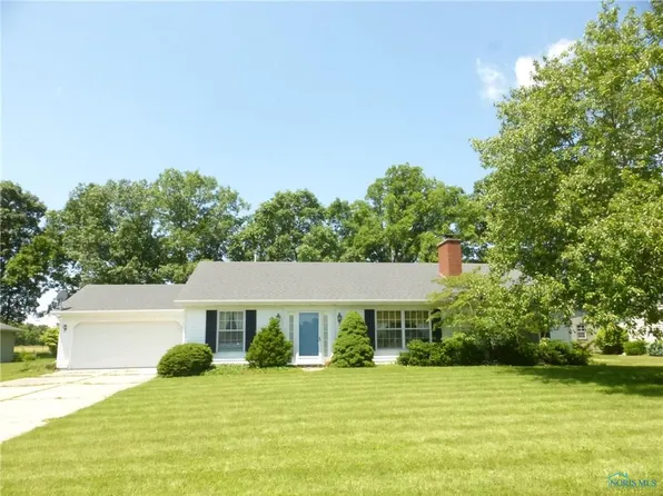 125 Scott Dr, Bryan, OH 43506