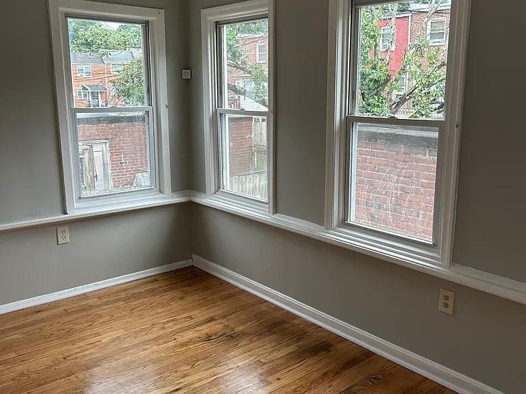 5147 Frederick Ave — Photo 9