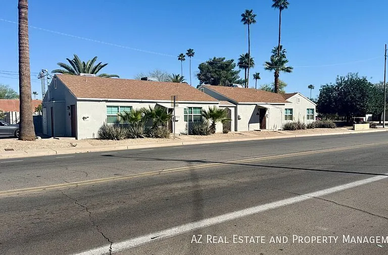 1507 N 15th Ave — Photo 1