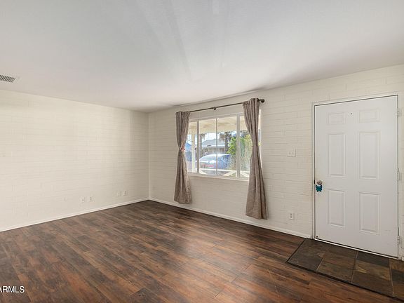 4th image of 11114 W MISSOURI Avenue
