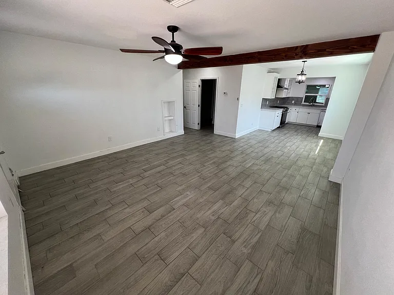 382 W Cocopah St — Photo 5