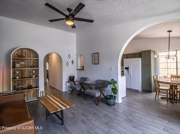 3917 Buckingham St, Farmington, NM 87402