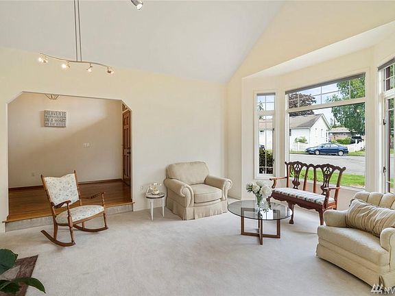 4th image of 1811 Blackman Shores Pl