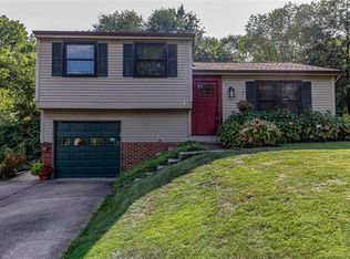 220 Deer Dr, Washington, PA