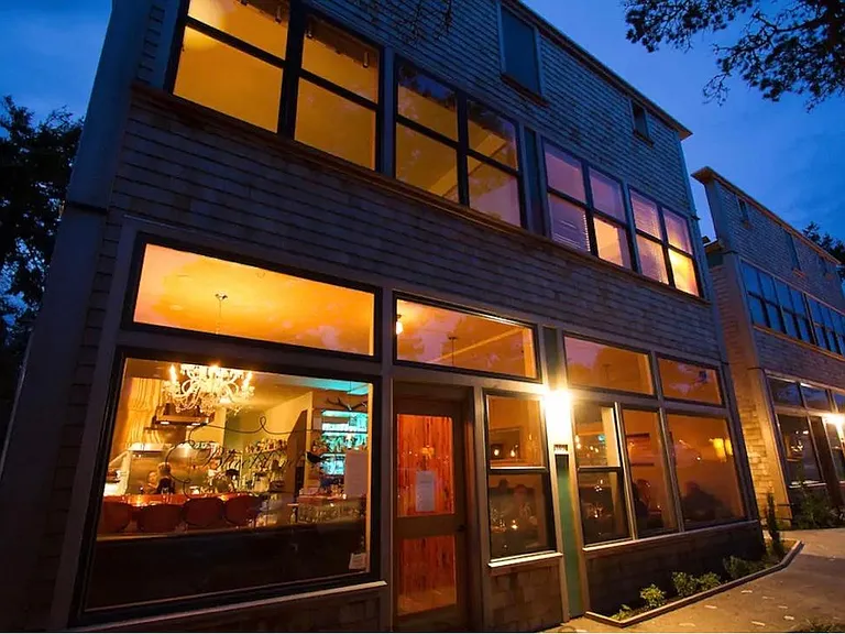 YOLK is the new hot brunch spot in town.