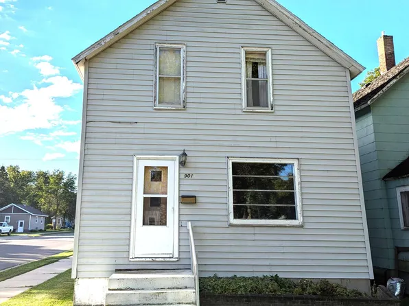 901 8th St, International Falls, MN 56649