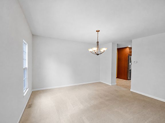 5th image of 132 Treehouse Rd