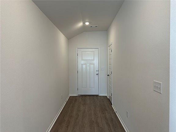 5th image of 8817 Preston Wood Dr