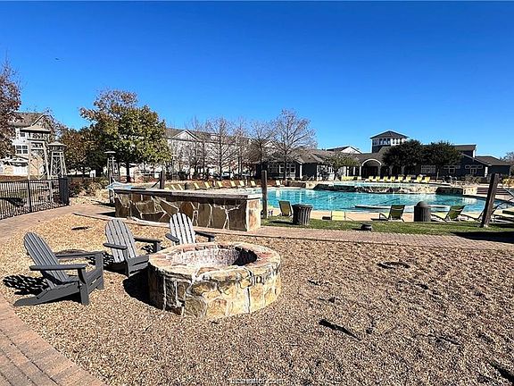 2nd image of 1725 Harvey Mitchell Pkwy S APT 1625