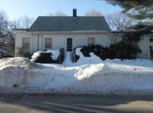 43 Woodlawn Rd, Randolph, MA 02368