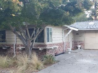 2033 Donald Dr, Moraga, CA 94556